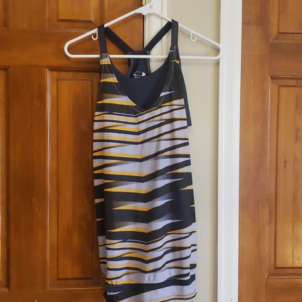Workout tank top